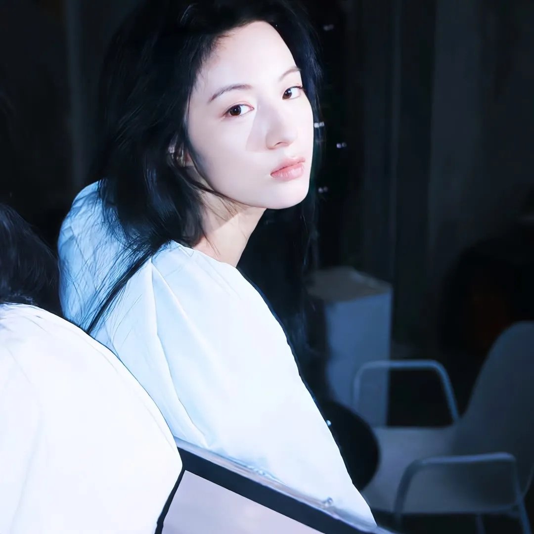上演